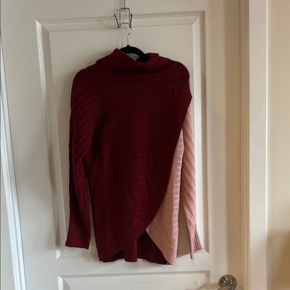 Fashion Nova NWT Leyna Colorblock Turtleneck Sweater - Burgundy/Pink - Size S